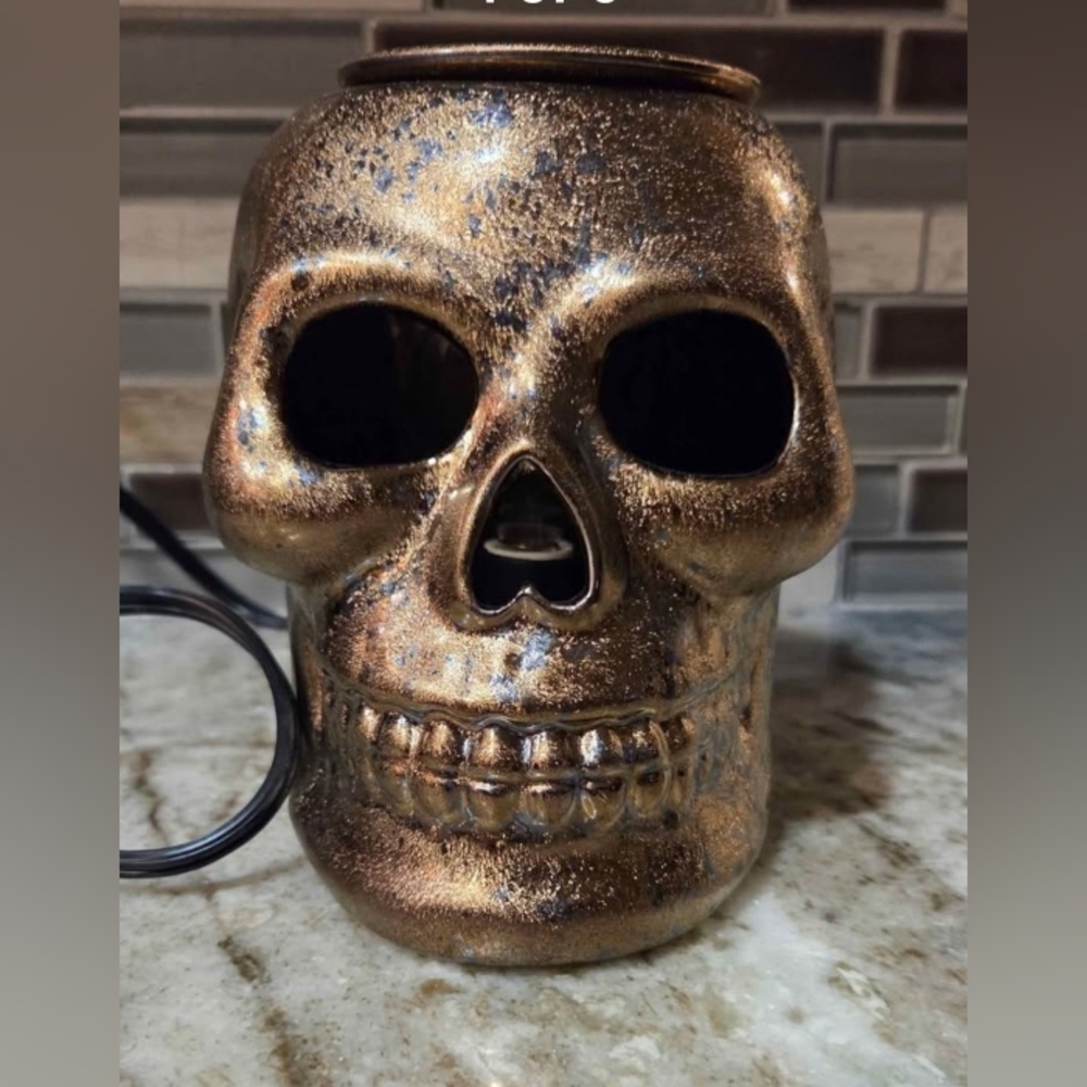 Gold Skull Wax Warmer - Picture 5 of 7